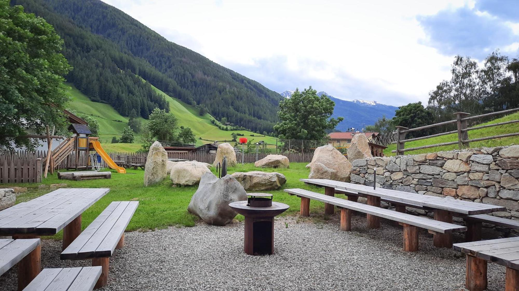 Koasa-Hof Ganzes Ferienhaus Und Sauna 5 Zimmer 240Mq Cadipietra Exterior photo